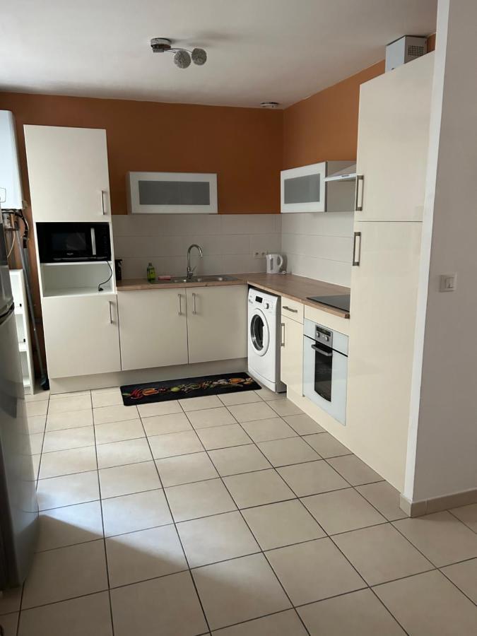 Charmant Appartement 2 Ch Nyons-Centre Ville Экстерьер фото